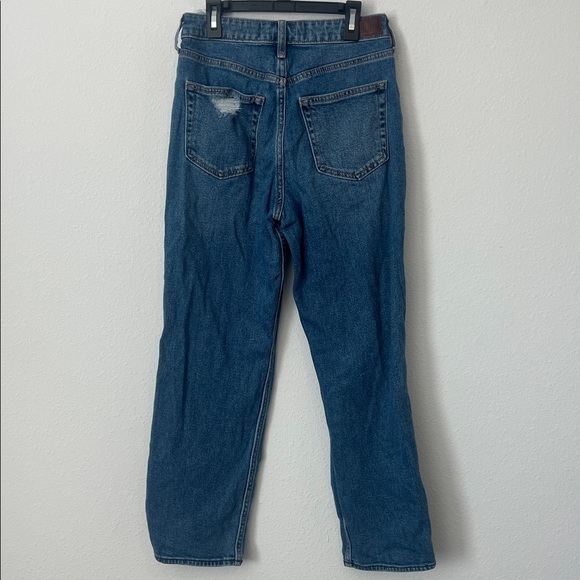 Hollister Ultra High Rise Vintage Straight Jeans - Picture 6 of 6